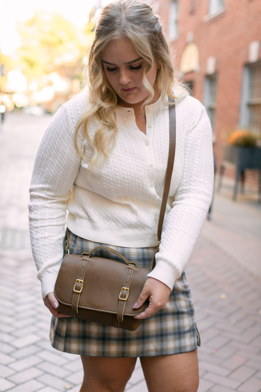 Handmade Leather Carriage Crossbody in Mocha