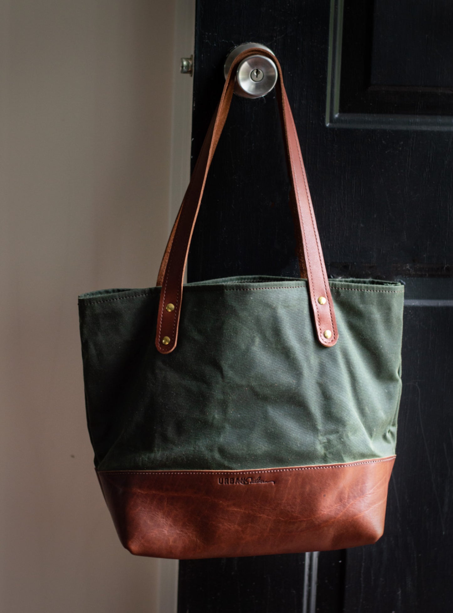 Classic Canvas Tote in Hunter Green