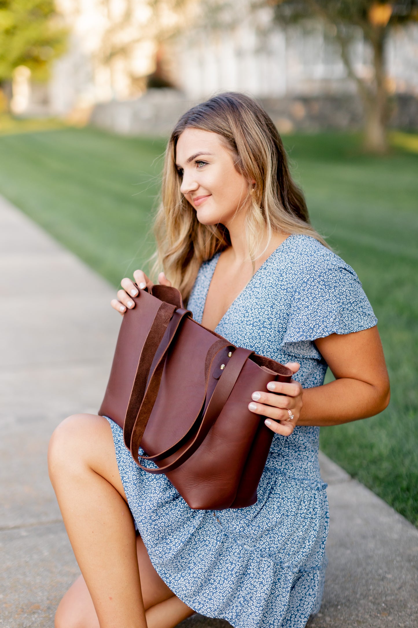 The handcrafted leather Urban Tote in Chestnut Brown.