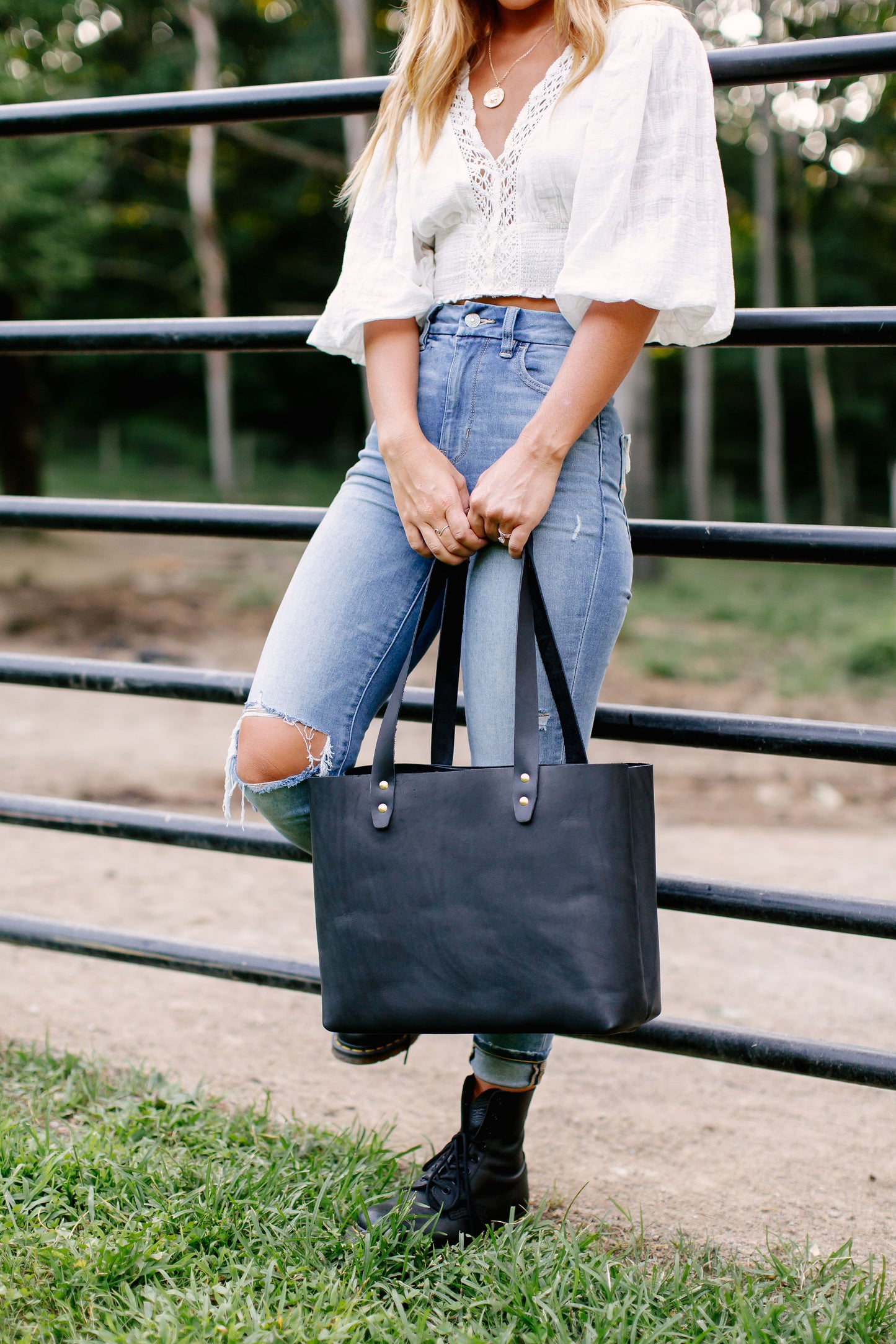 The handcrafted leather Urban Tote in Black.