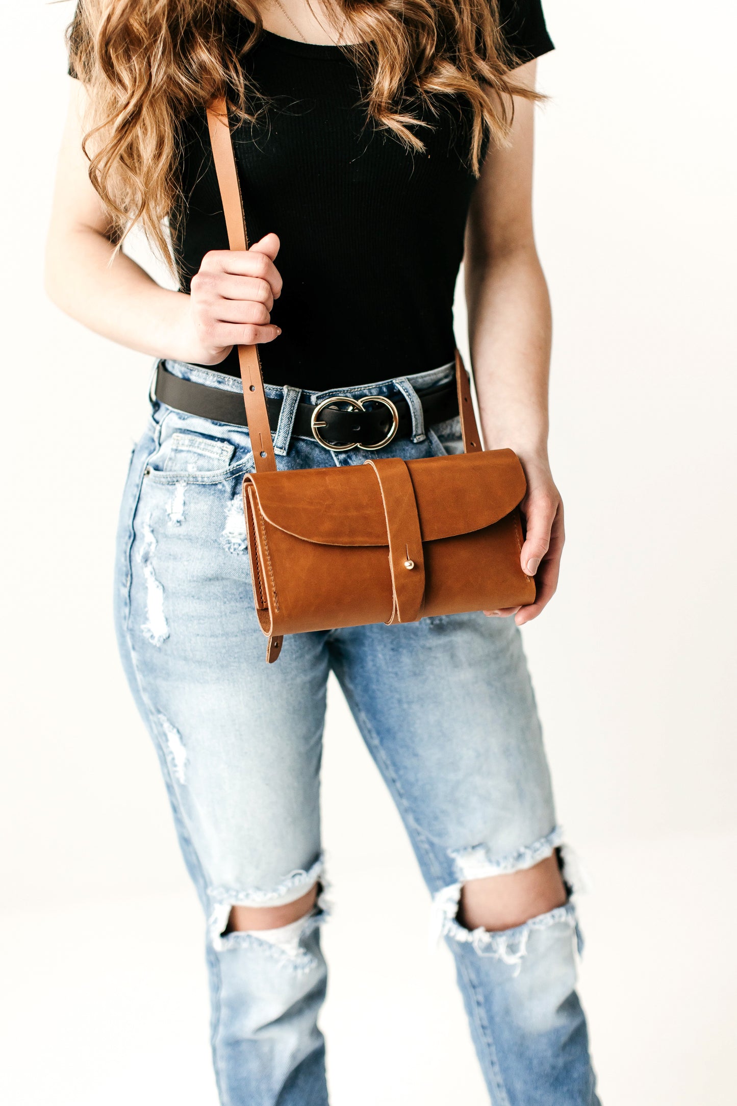 The Urban Southern handcrafted leather Crossbody Wallet in Honey.