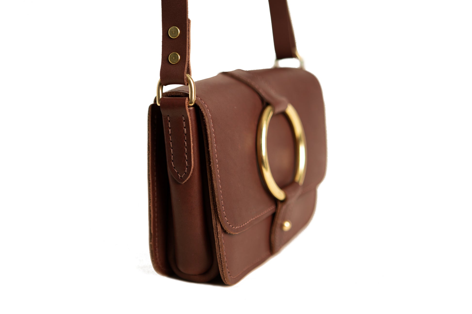 Side view of the 5-pocket Crossbody Bag.